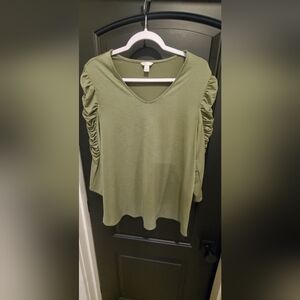 Green Ruched Sleeved Top-Large